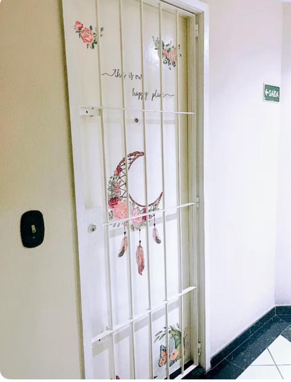 Quarto em Acomodações Particulares Quartos Privativos Px A Orla De Camburi Ed Real Madrid *